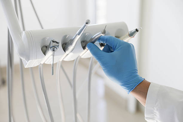 Professional Emergency Dentist technician working in Mexia, TX